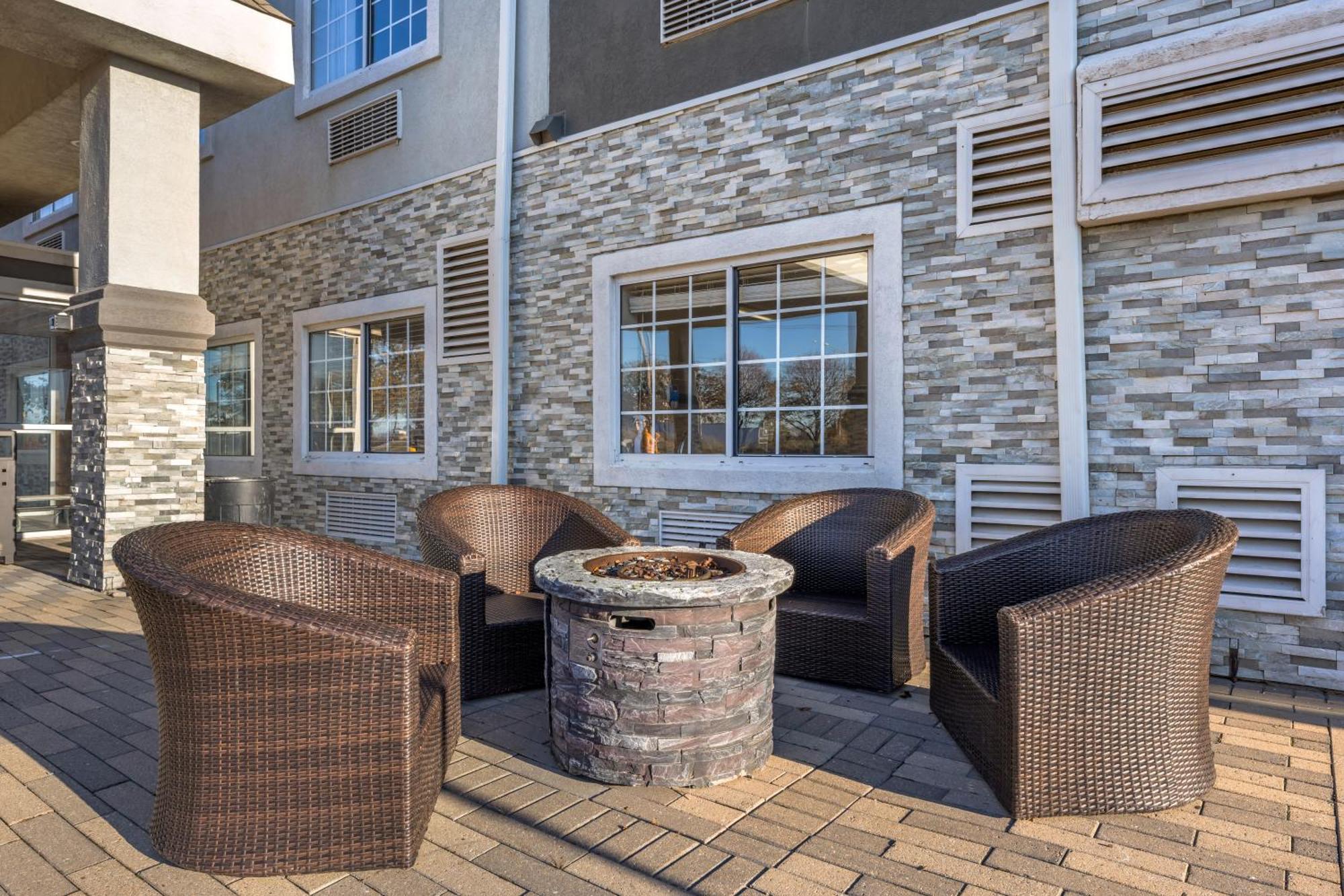 Country Inn & Suites By Radisson Bolingbrook, I-55 المظهر الخارجي الصورة