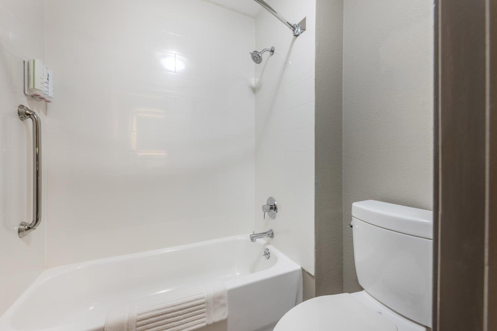 Country Inn & Suites By Radisson Bolingbrook, I-55 المظهر الخارجي الصورة